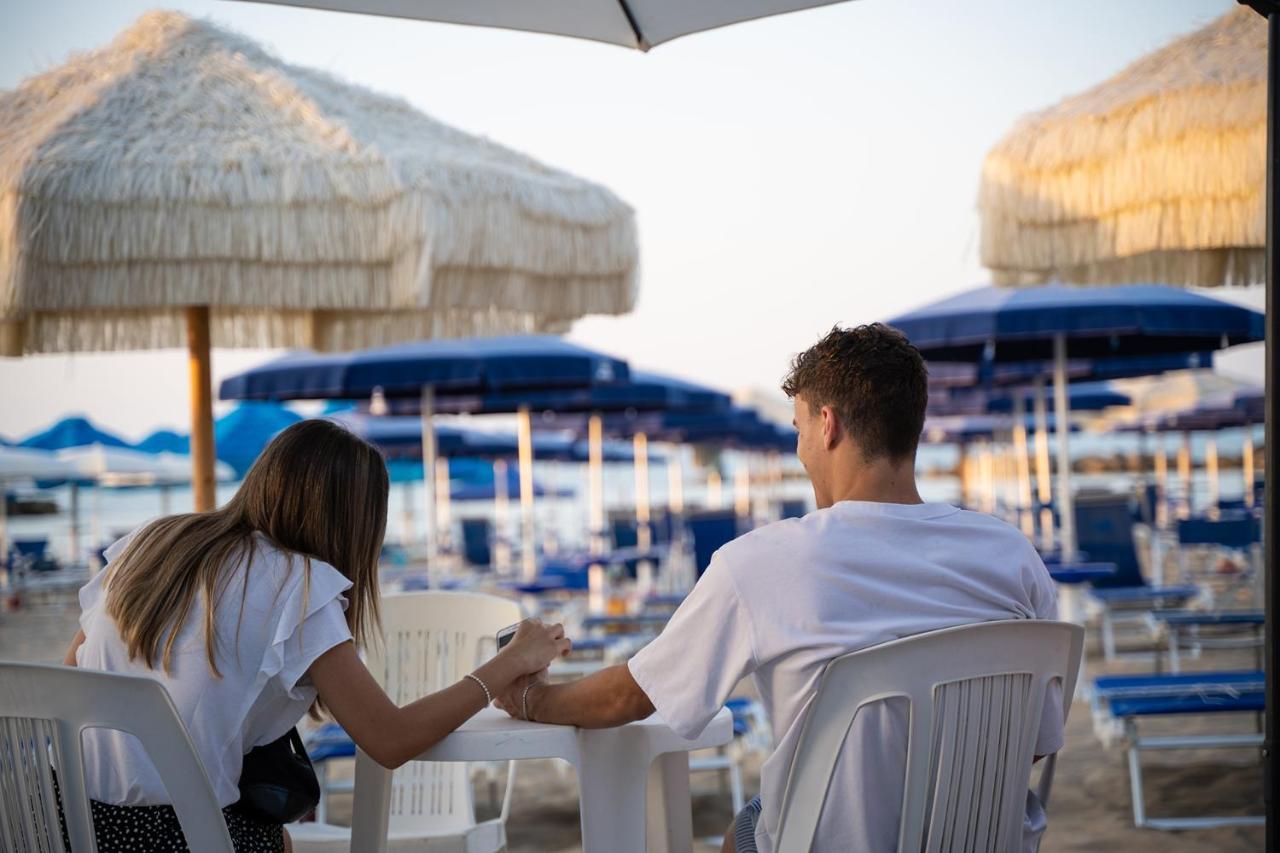 Hotel Mare Blu Francavilla Al Mare Eksteriør billede