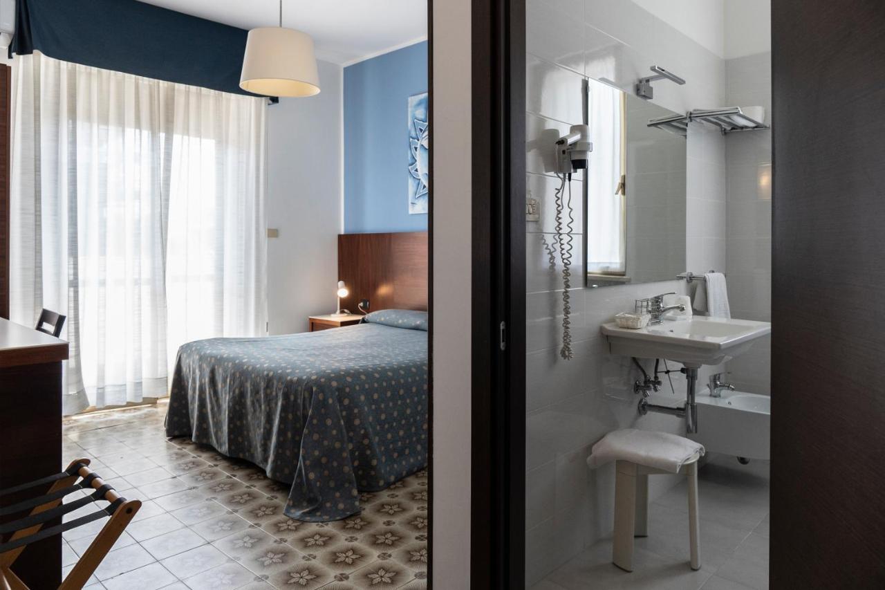 Hotel Mare Blu Francavilla Al Mare Eksteriør billede