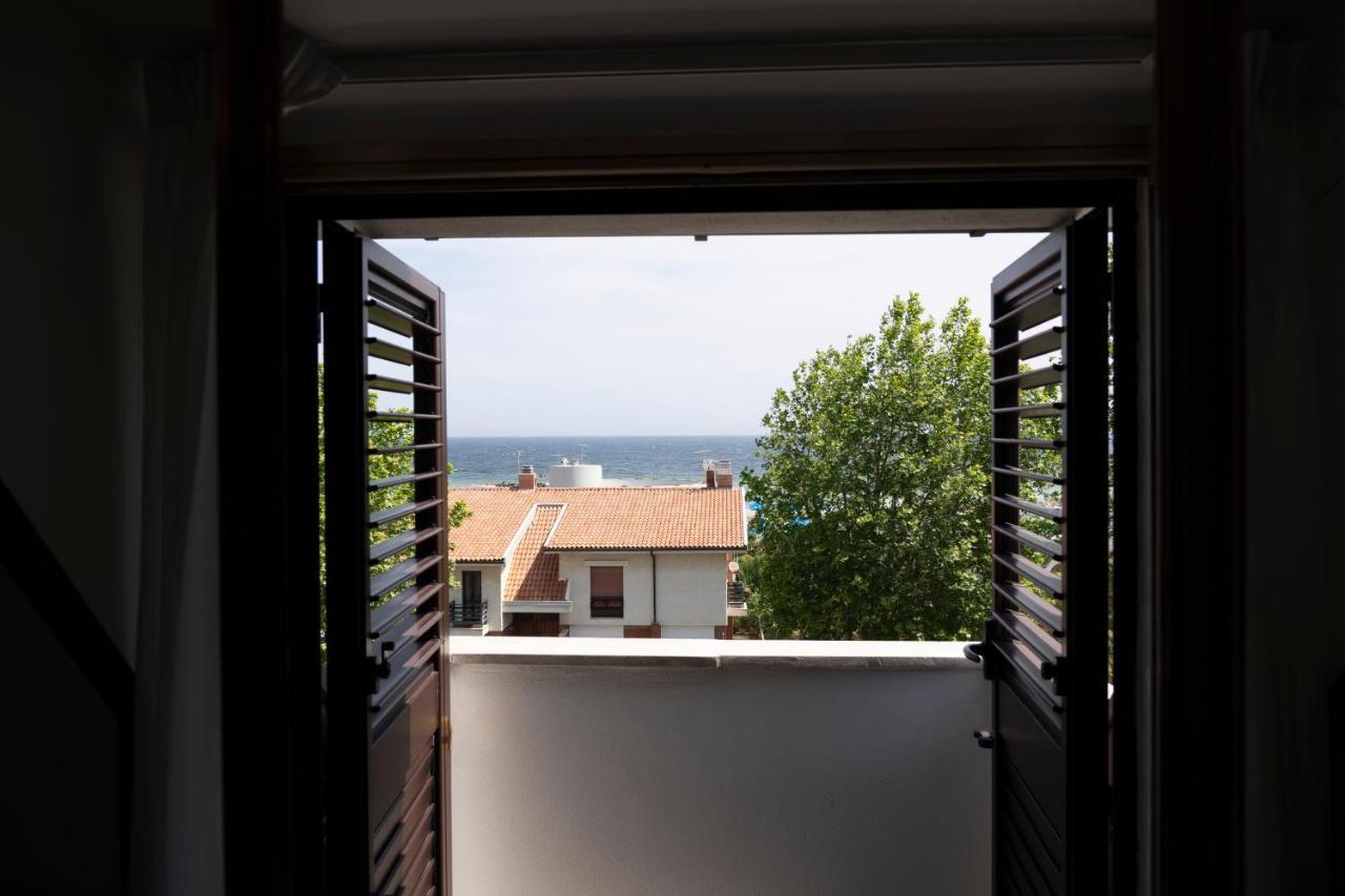 Hotel Mare Blu Francavilla Al Mare Eksteriør billede