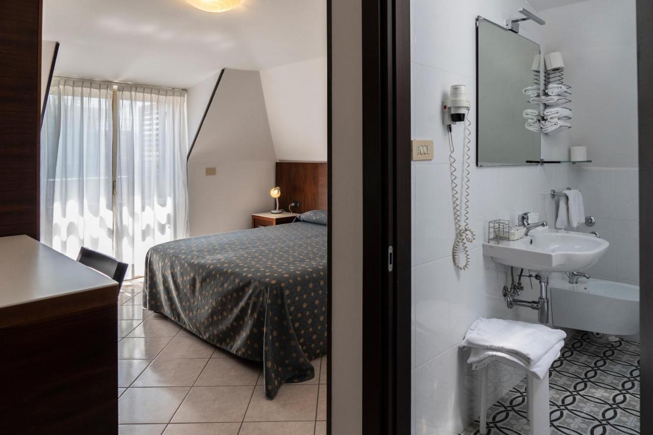 Hotel Mare Blu Francavilla Al Mare Eksteriør billede