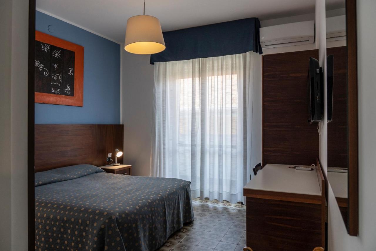 Hotel Mare Blu Francavilla Al Mare Eksteriør billede